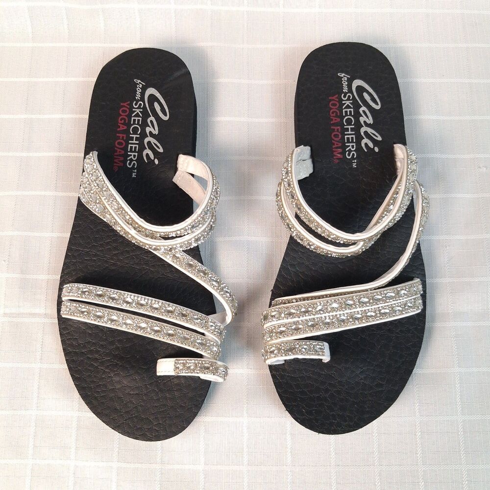 Skechers Cali Meditation Glam Flash White Rhinestone Sandals NWOT Size 10.5